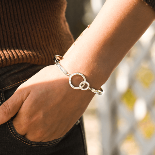 To My Best Friend - Sisters By Heart Bracelet - Infinity Heart Bracelet - LV0019